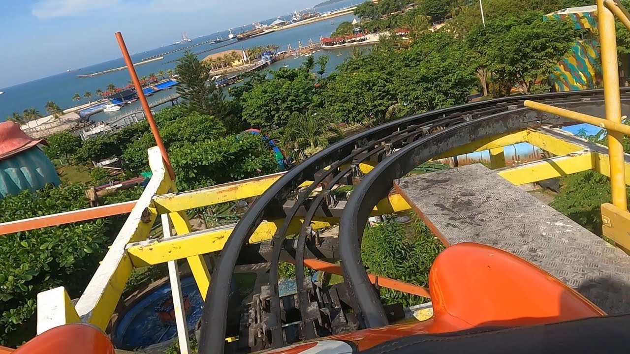 Wahana Extreme Crazy Car & Roller Coaster WBL Wisata Bahari Lamongan Yang Lemah Jangan Coba Coba