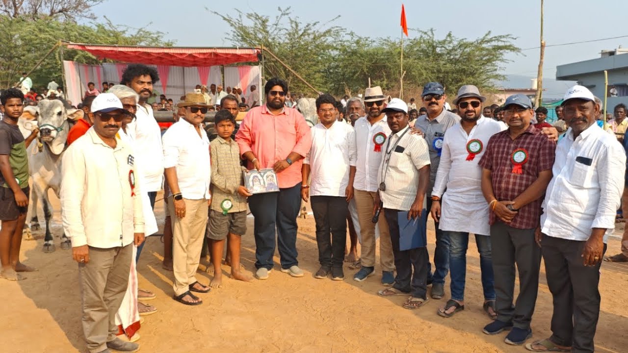 శ్రీ అహోబిల లక్ష్మీ నరసింహ స్వామి 4 పల్ల విభాగానికి 6 వ జత షేక్ మొహమ్మద్ హుస్సేన్ గారు