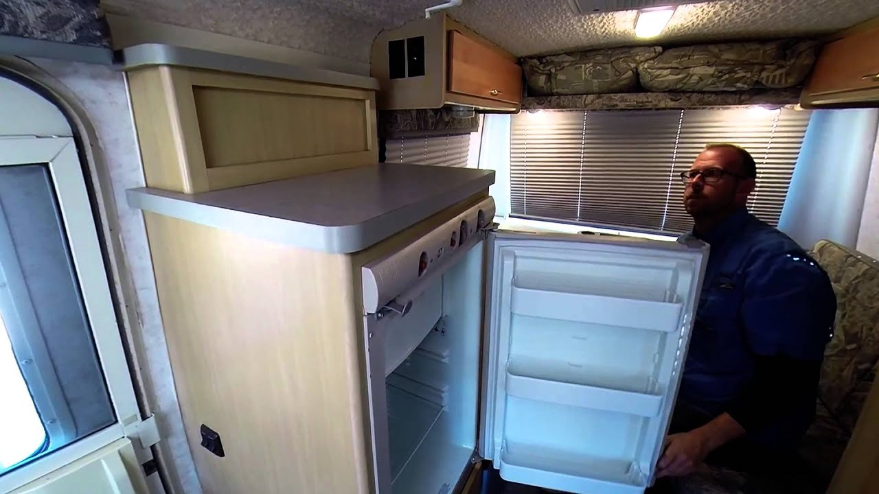 Winnebago Rialta HD Interior Floor Plan Tour With Rialta Heaven