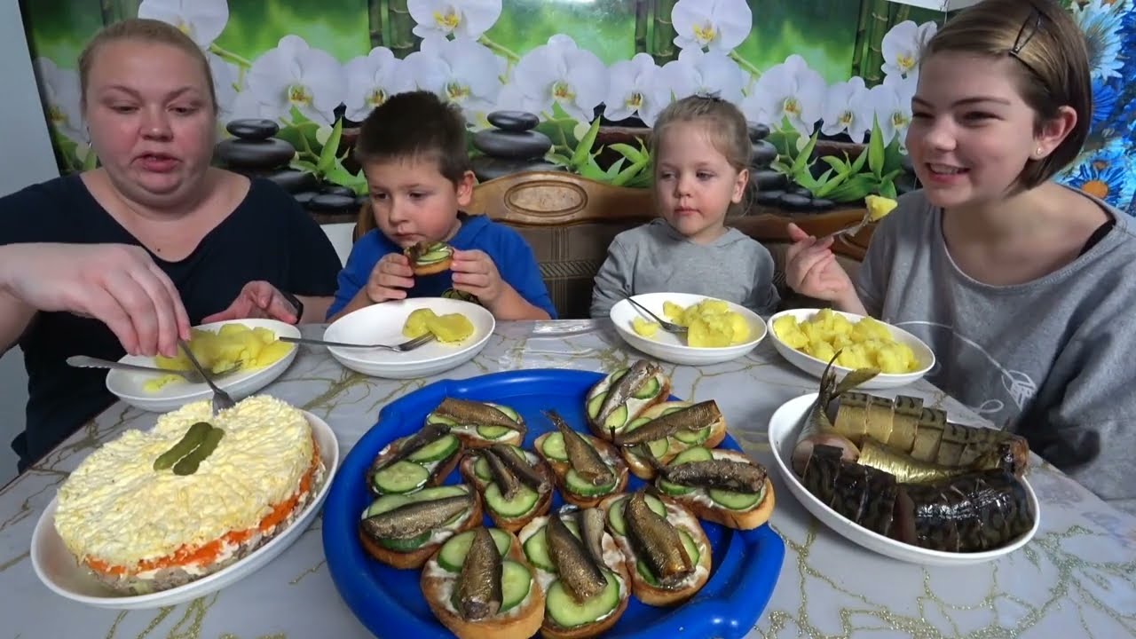 мукбанг рыбный день😁