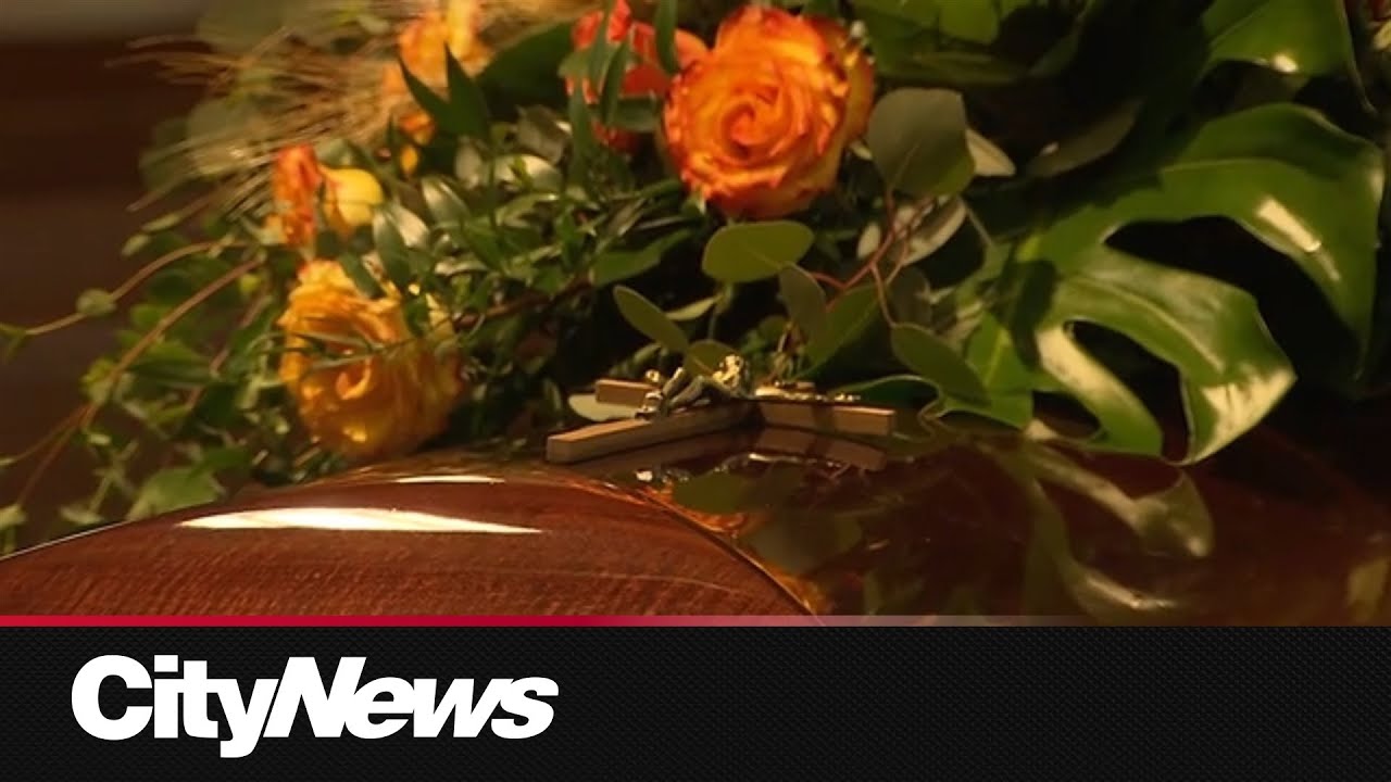 Community gathers for Calgary teen killed in Nakiska avalanche