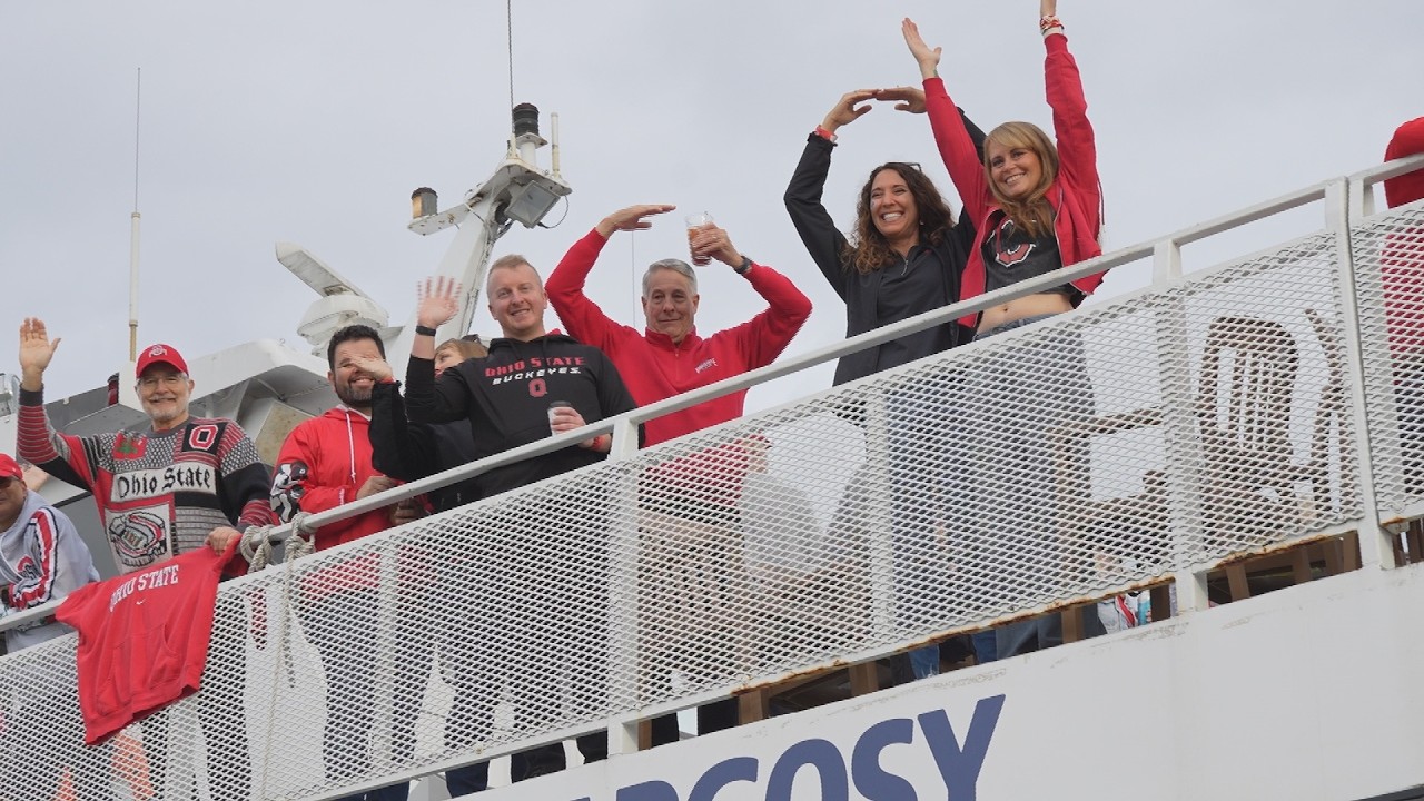 Buckeye fans sailgate in Seattle, WA