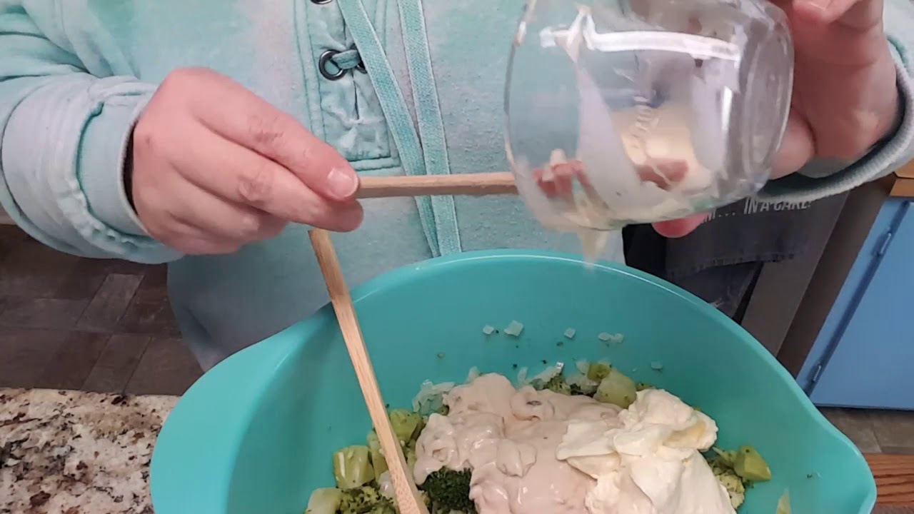 Запеканка из брокколи и зелёной фасоли