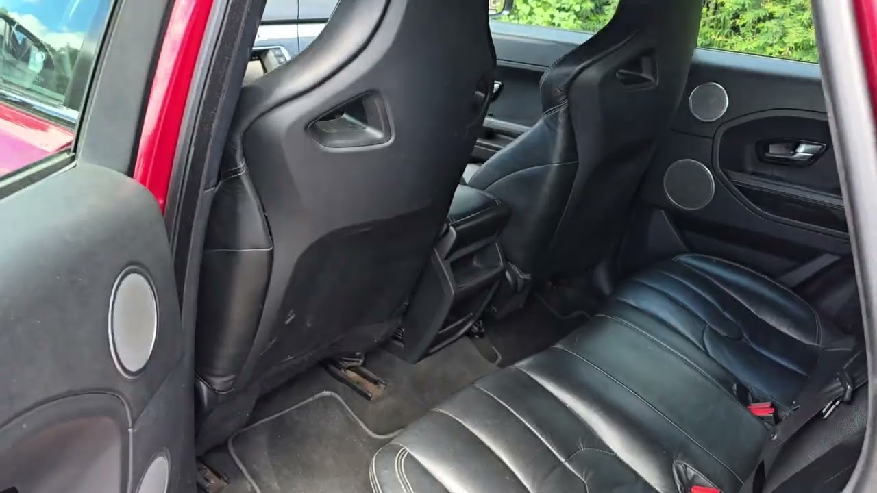 Land rover evoque dynamic tech