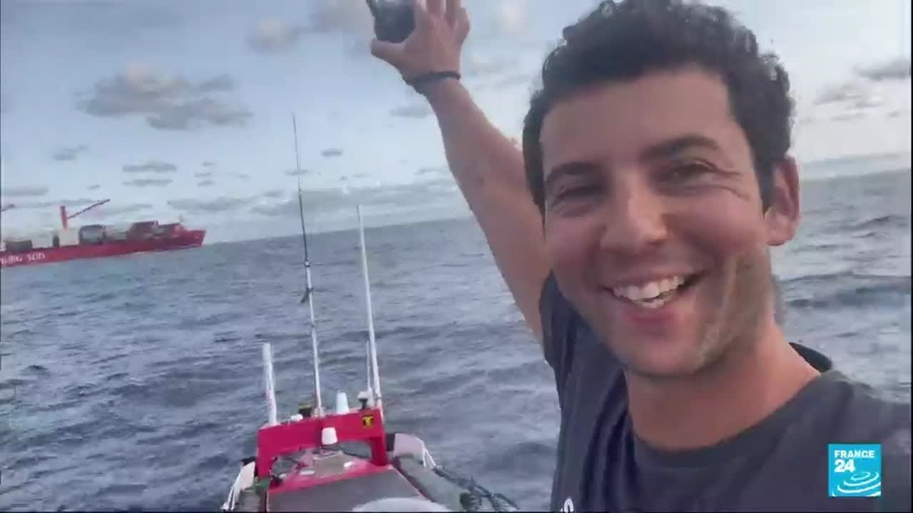 L'aventurier Guirec Soudée achève une traversée épique de l'Atlantique à la rame • FRANCE 24