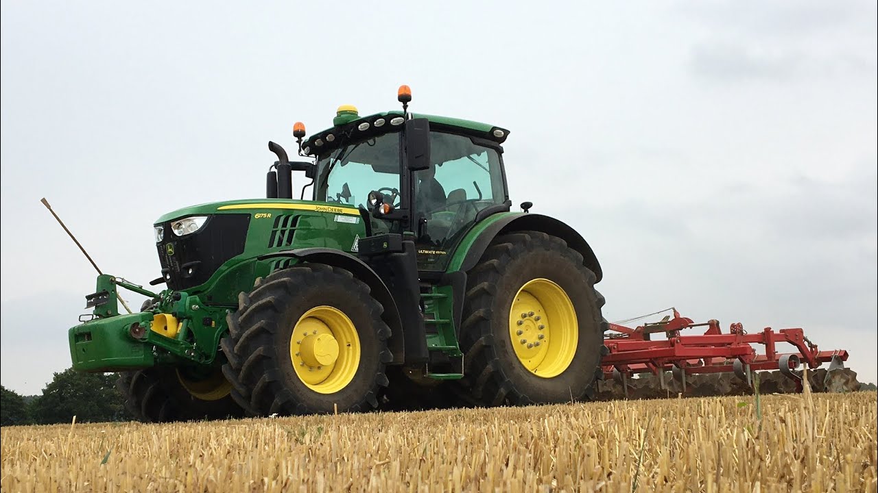 Cultivating with DELTA and John Deere 6175r