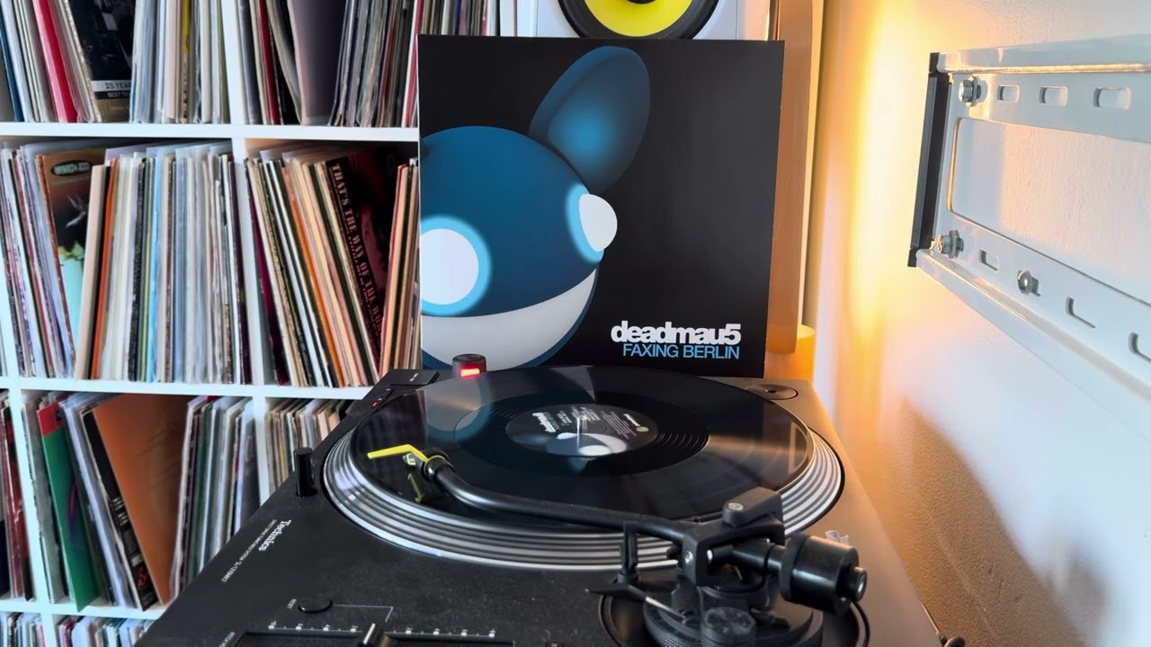 Deadmau5 – Faxing Berlin (Original mix)