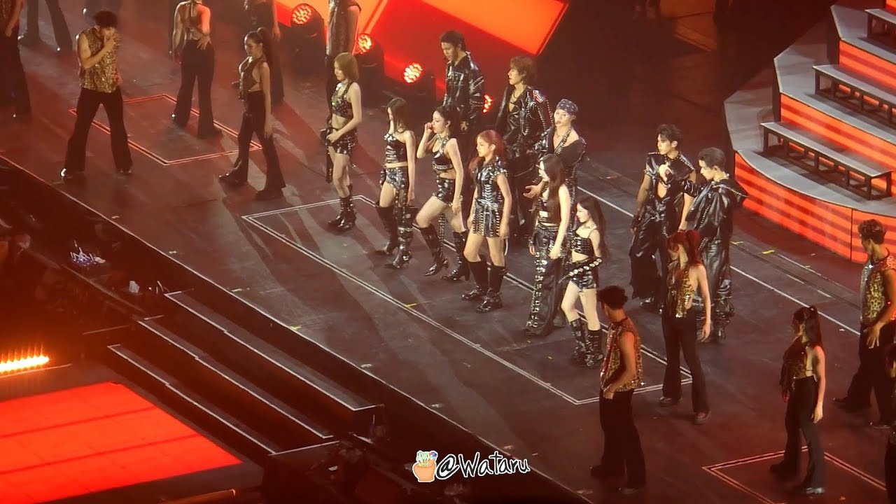ฉ่ำ (CHARM) - LYKN x FELIZZ #RISERCONCERTD3 #LYKN #FELIZZ 