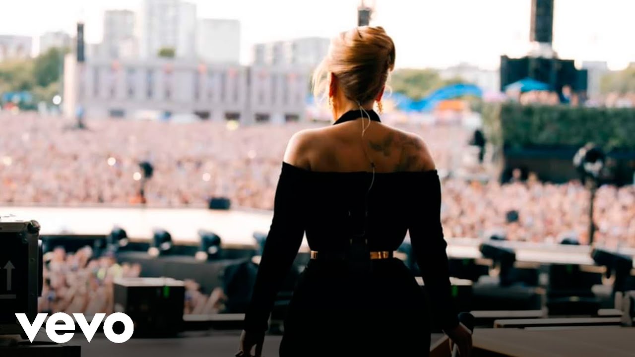 Adele - Hello (BST Hyde Park 2022) (Night 1 & 2)