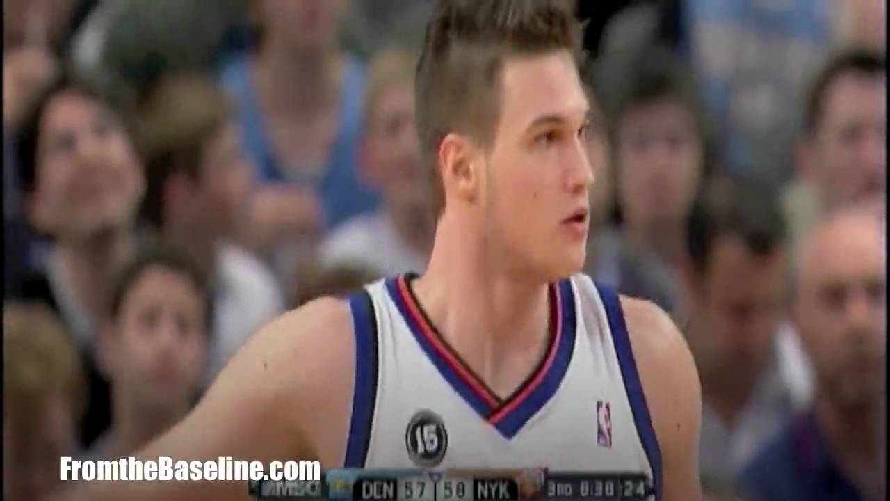 Gallinari vs Melo.mov