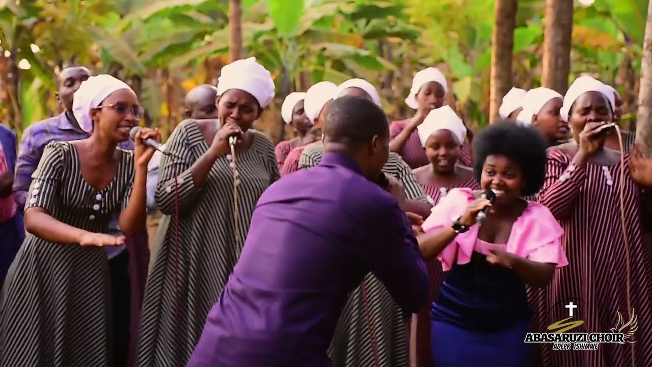 AMAKUBA N'IBYAGO  ABASARUZI CHOIR (Live performed at ADEPR GAHENGERI / RWAMAGANA)