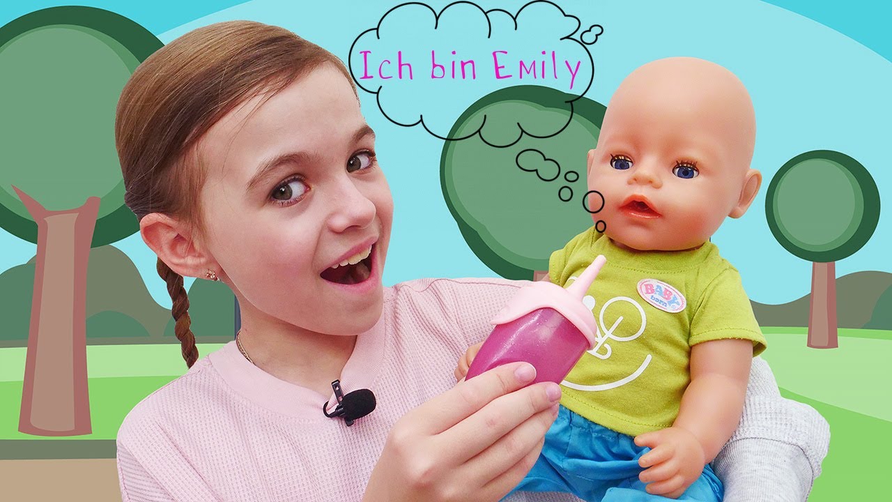 Baby Born Emily und ihr Kindermädchen. Julia trifft Emily. Neue Kindershow auf Deutsch