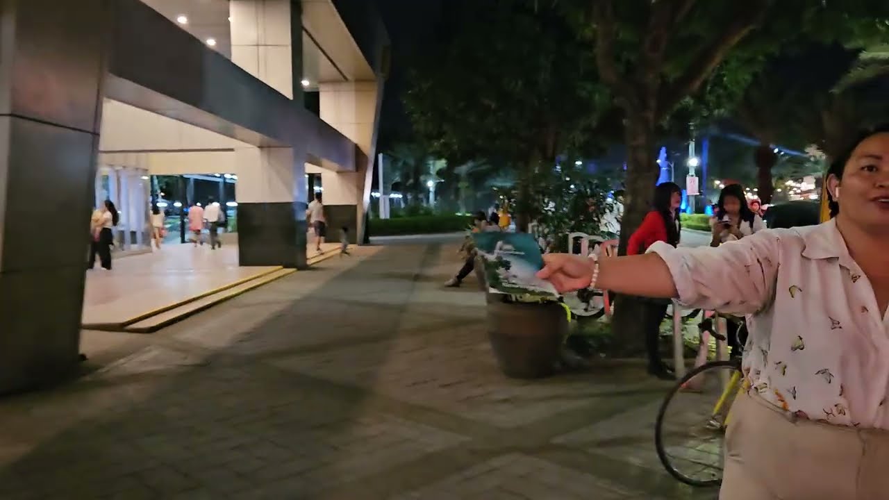 Mactan Newtown walk at night