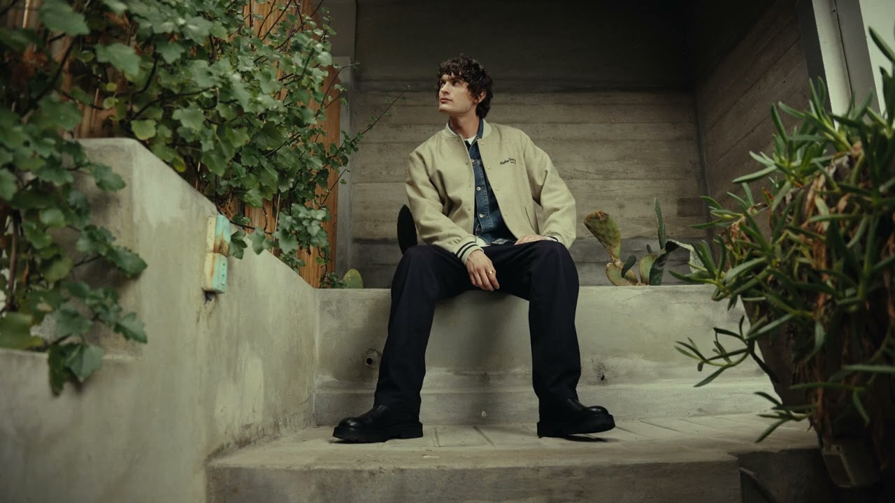 Fall Winter 25 Campaign - Replay