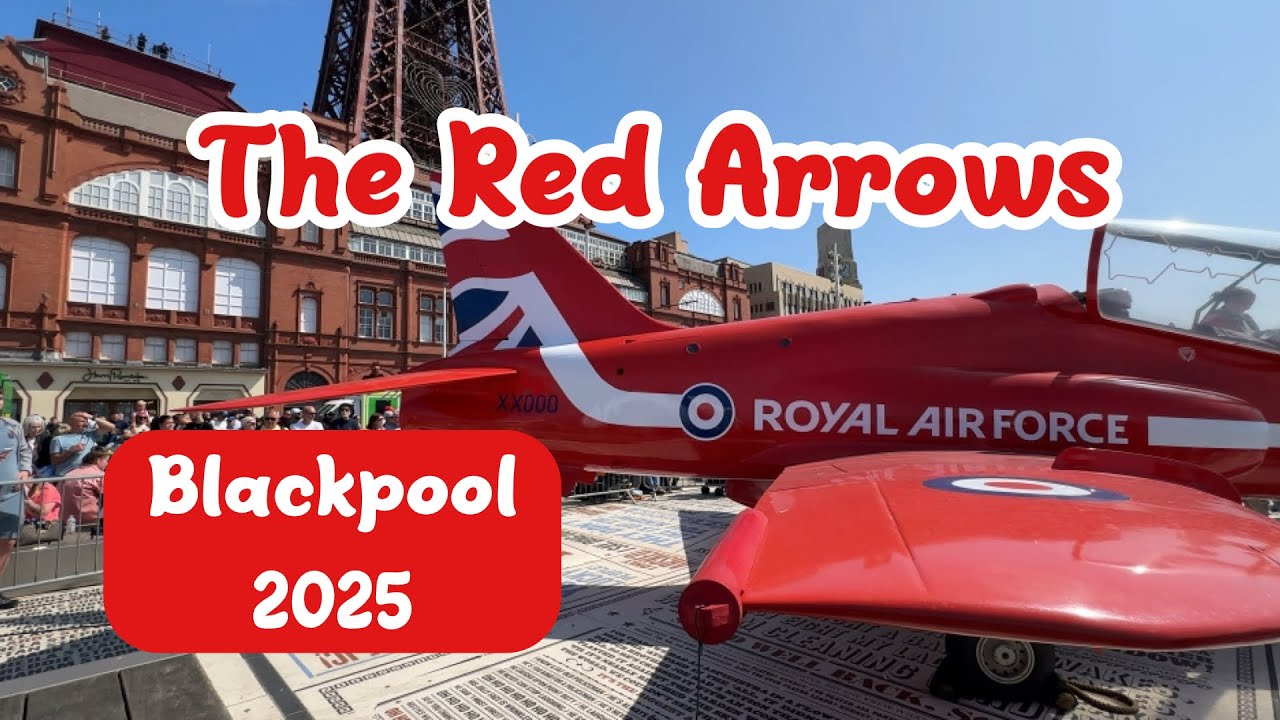 The Red Arrows - Blackpool - LANCASHIRE