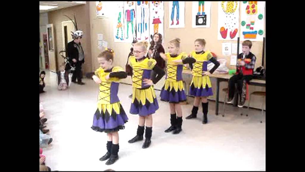 Dansmarietjes op de Peelparel 2013