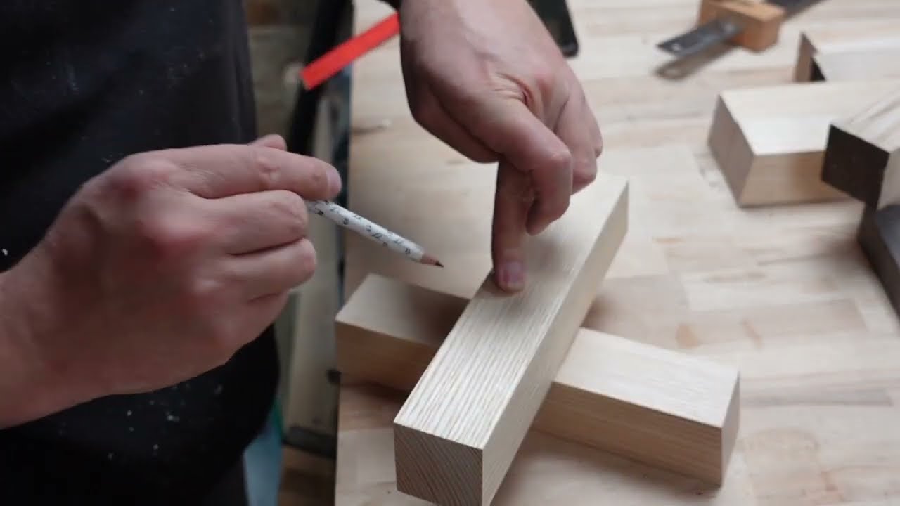 How to Make Floor Lamp | Stehlampe selber bauen mit Schlitz und Zapfenverbindung