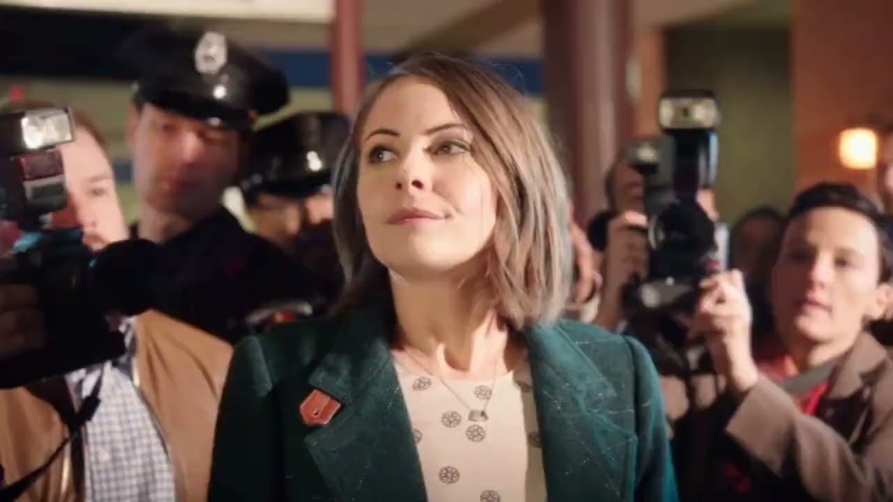 Olicity Deleted Scene - Arrow - 4x10 -