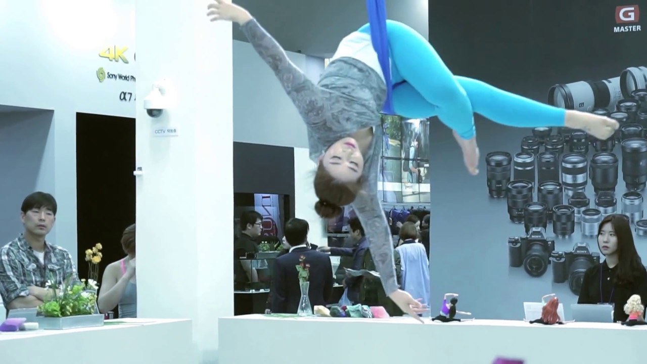 FlyingYoGa Model - SONY booth - P&I 2017 Korea