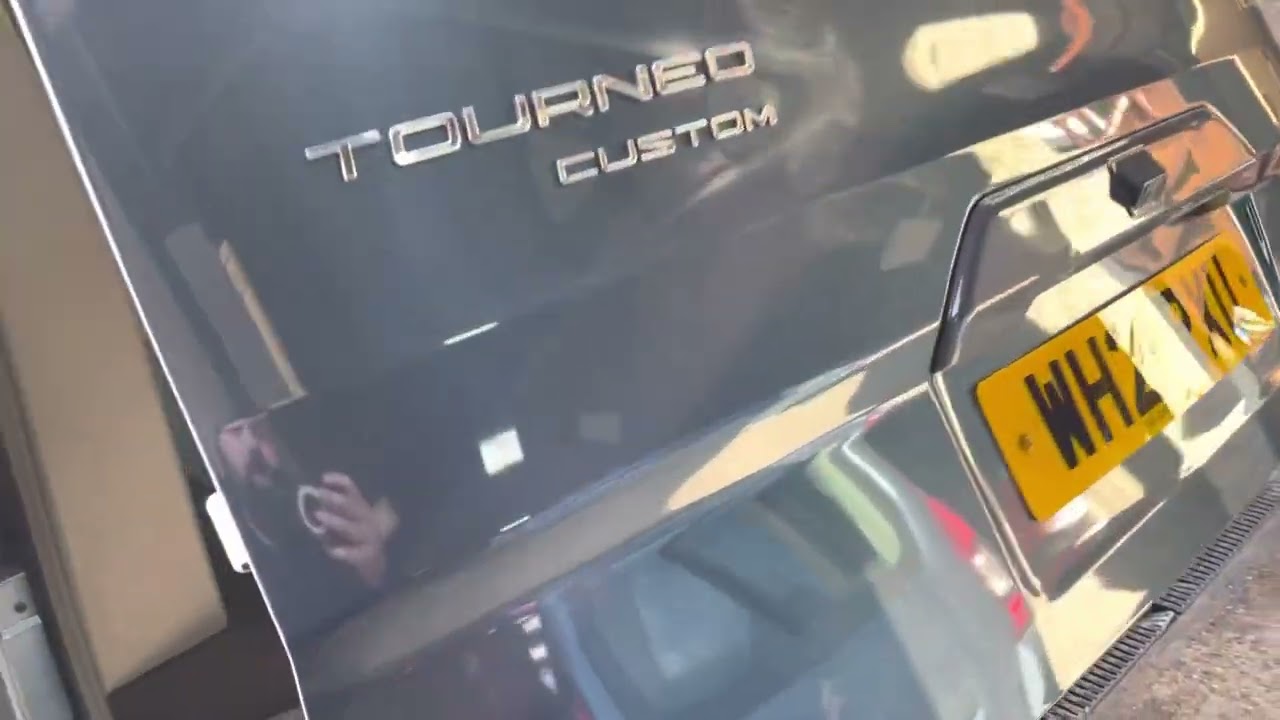 WH21 RXU TOURNEO CUSTOM WAV DRIVER TRANSFER DRIVE FROM ACCESS WHEELCHAIR ACCESSIBLE VEHICLE