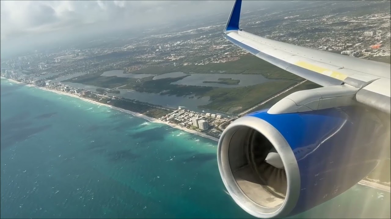 She's A Screamer!! Rolls Royce RB211 Best SOUND 757 Takeoffs!