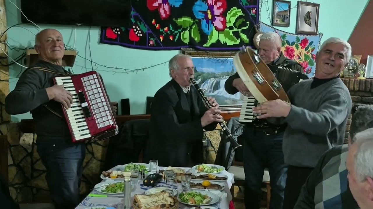 Ymer Kumria ne Klarinet Artist i Folklorit dhe intrpretim humotistik ne Lokalin Fatmir Xhafa 2026