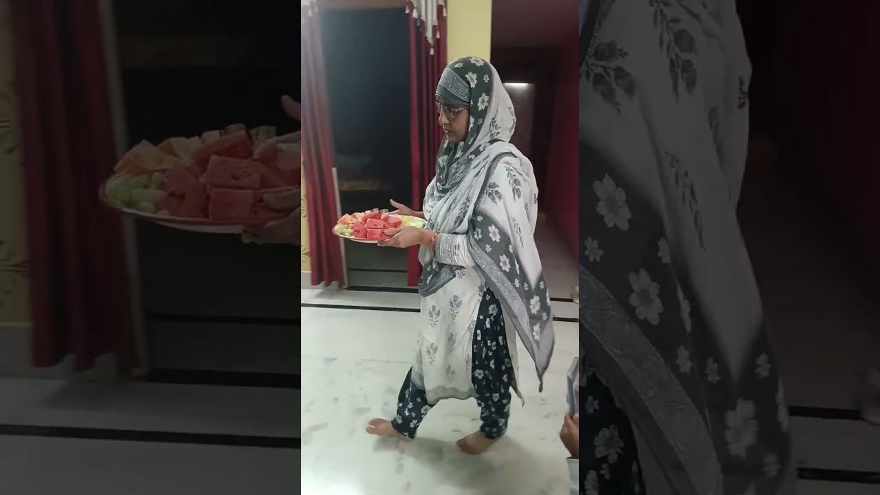 মা জান ইফতারের জন্য ফল কাটছে 🤲♥️🍎#viral #trendingvideo 