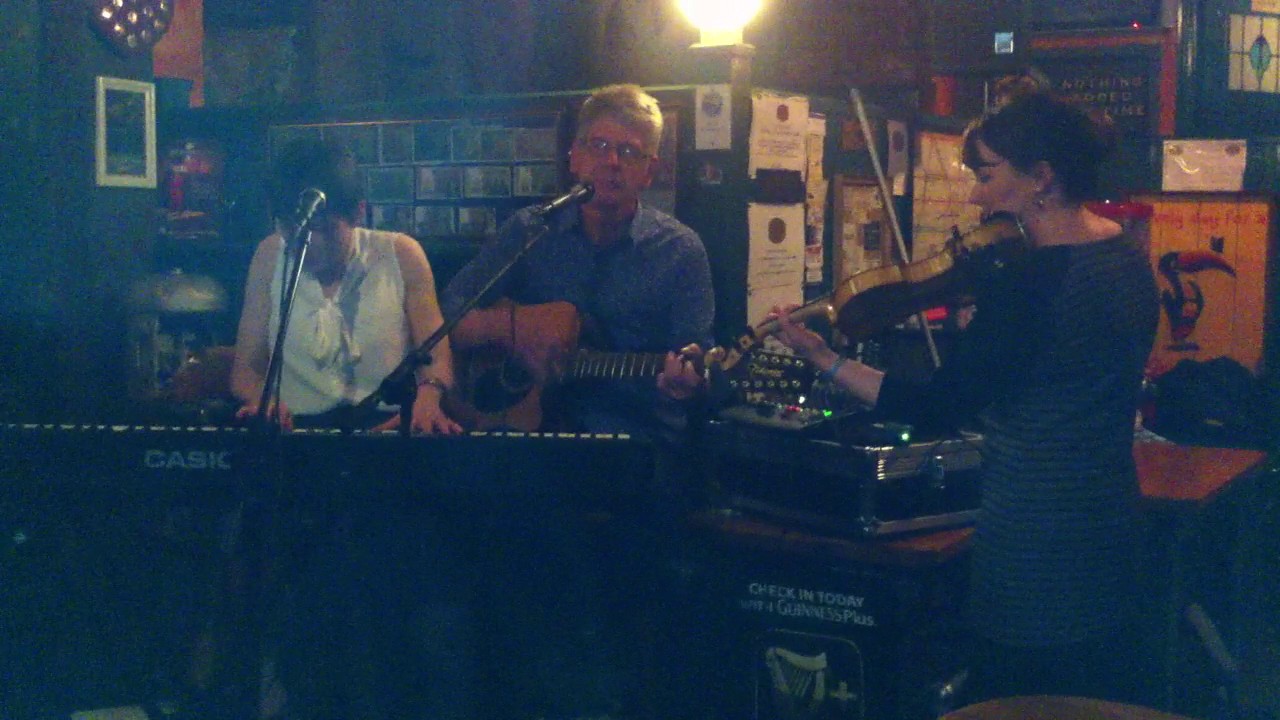 Fiona Lavin Fiddle ''Fisherman's Blues’’ - The Waterboys cover Teach O' Hora Kiltimagh Co. Mayo