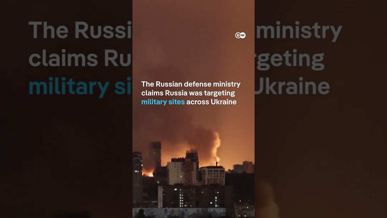 Kyiv's historic monastery on fire following Russian attack | DW News