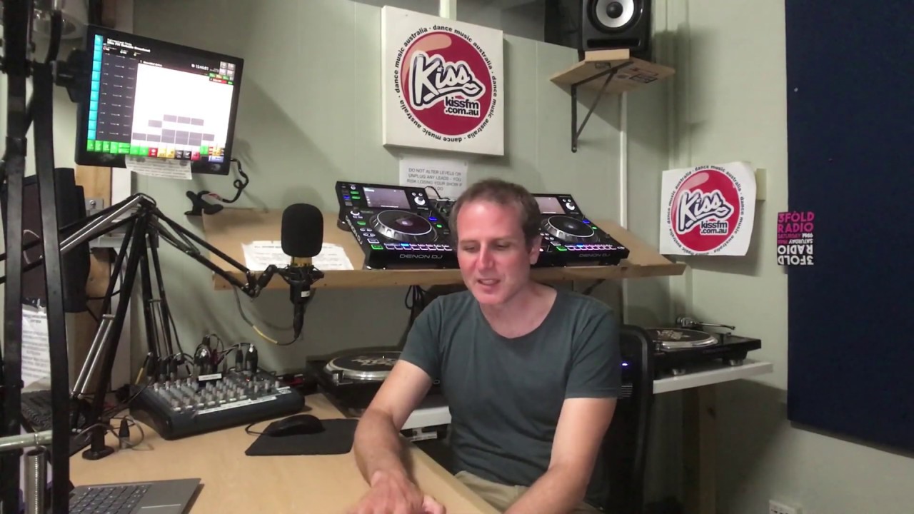 Is Vinyl DJing Dead - The Truth About Vinyl
