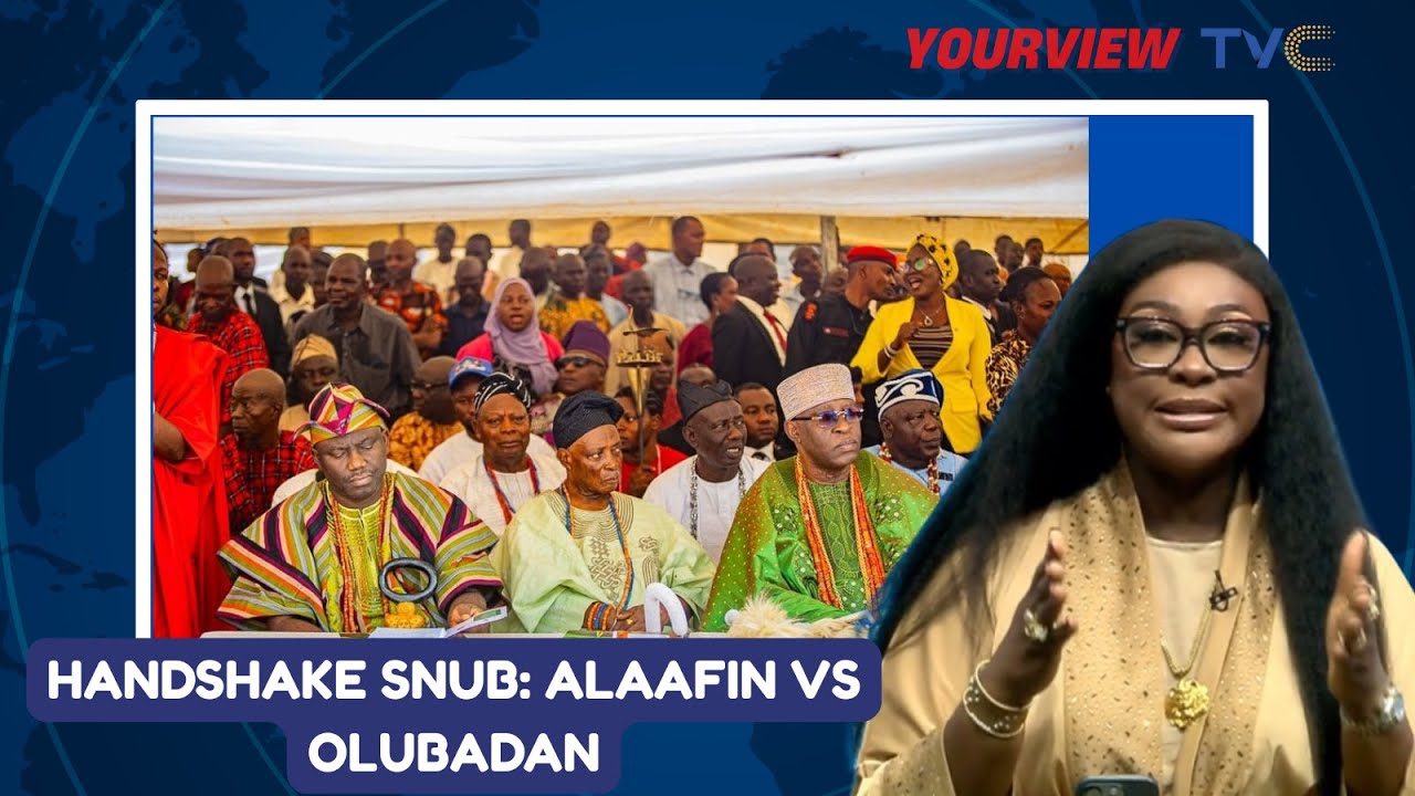 Monarchs High-Profile Handshake Controversy Rocks Oyo State - Disrespect or Protocol?