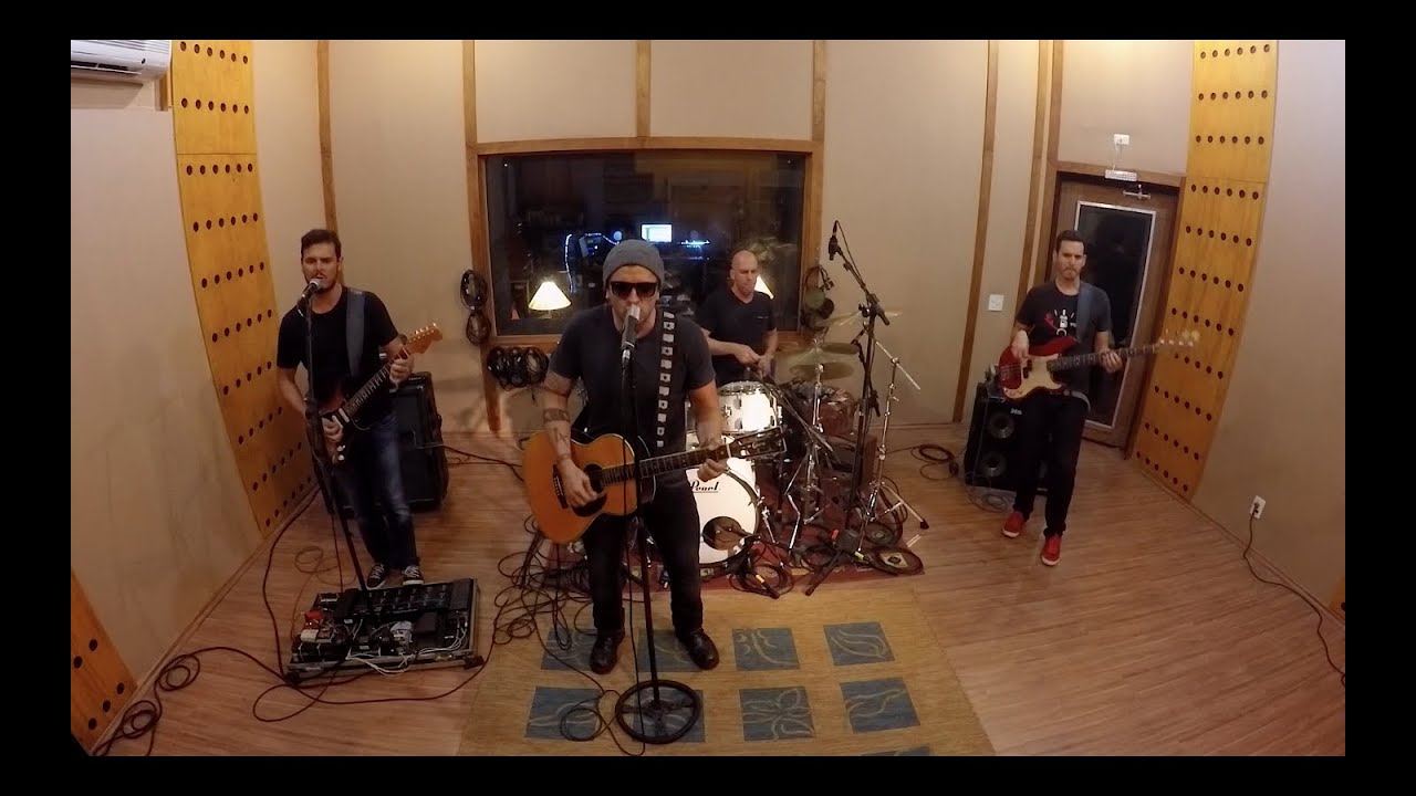 QUATRO FATOS - AMOR PERFEITO (ENSAIO 2015)