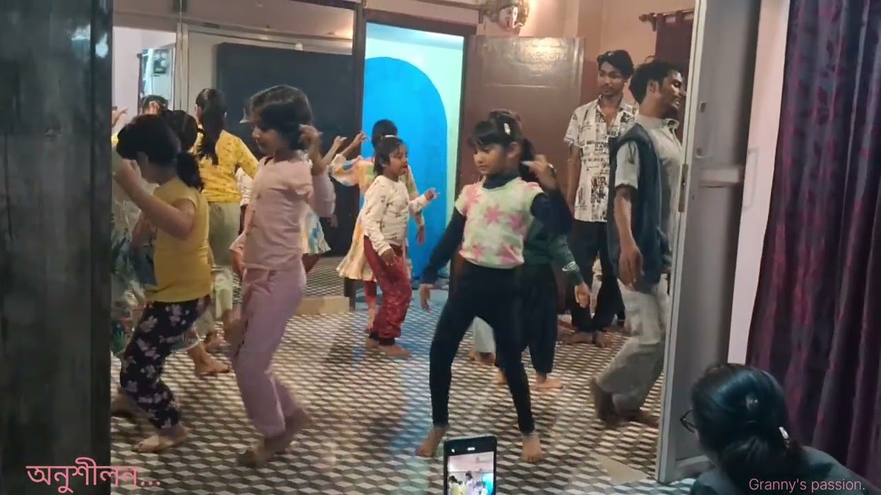 Granny's passion.Dance practice at my granddaughter's dance school.Retain childhood.