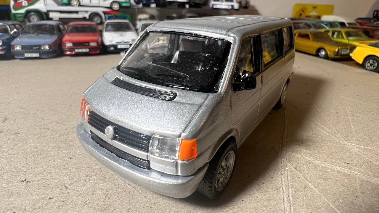 Vw t4 cararama 1/43 renovace caravelle 1990. SILVER EDITION.