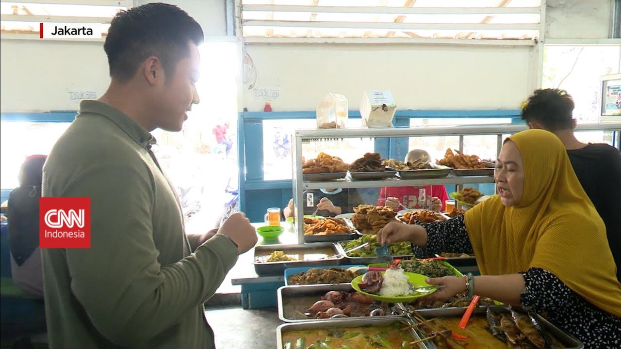Makan di Warteg Rp10 Ribuan Bikin 