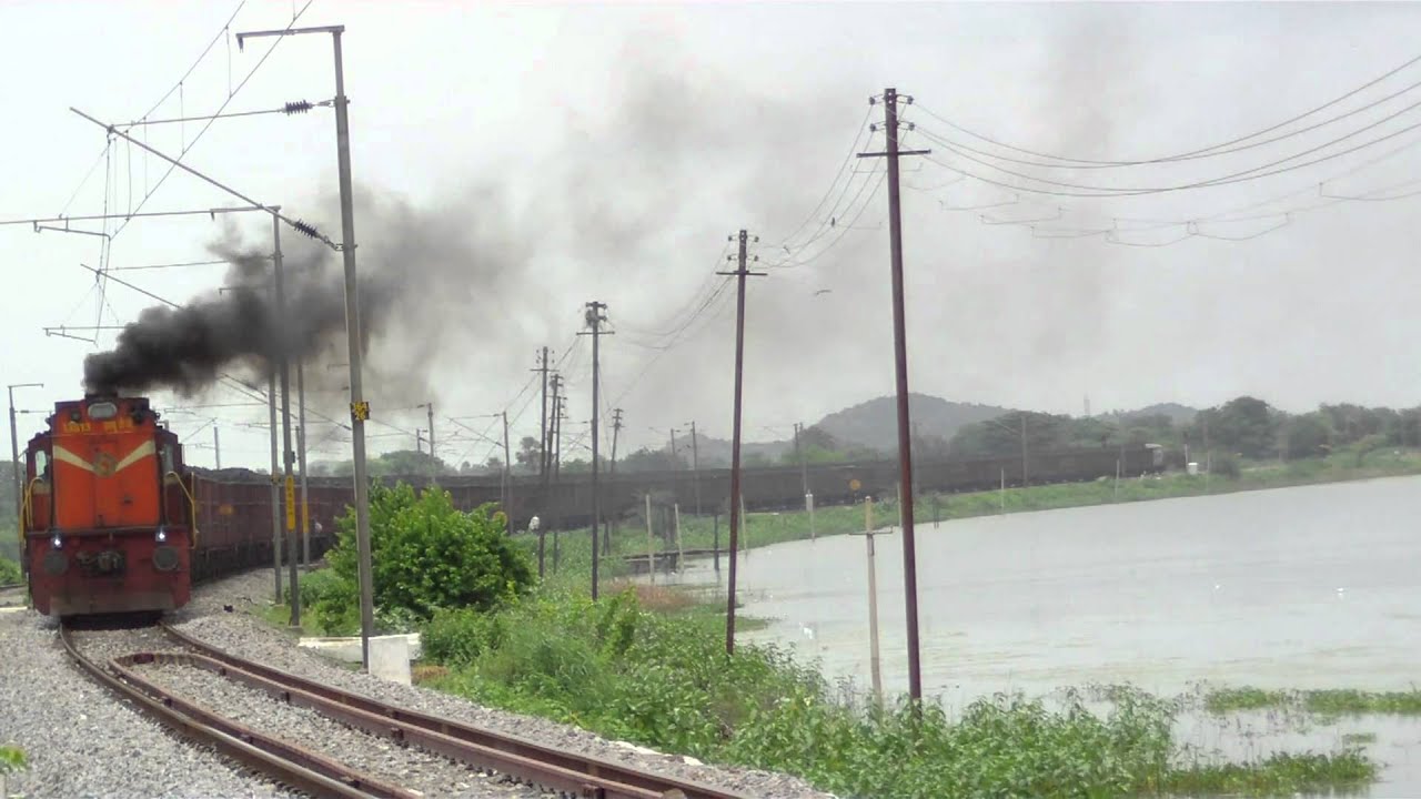 Twin ED WDG3A led freight train at Kazipet