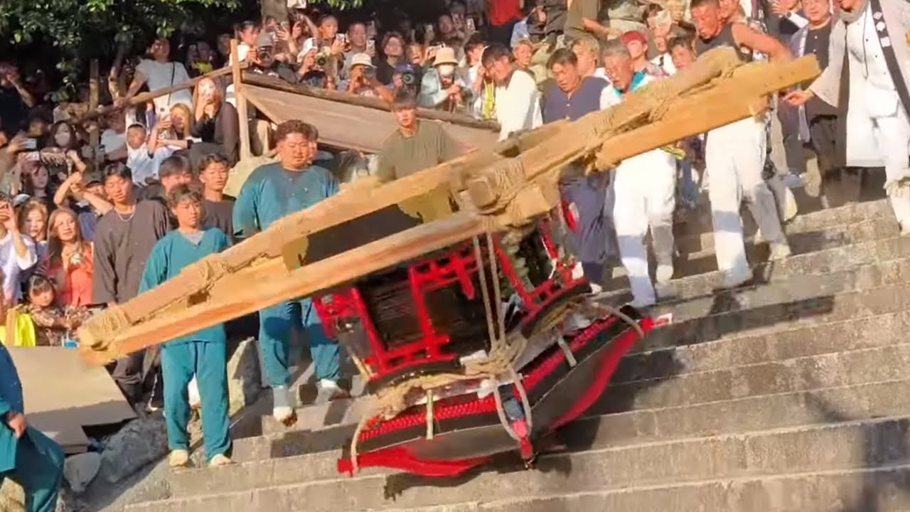 【喧嘩】【破壊】神輿落下後に大乱闘勃発！北条秋祭り2025 風早火事まつり 宮入り(神輿落とし)10/12