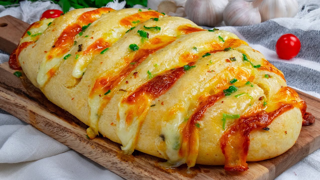 Невероятна питка с моцарела и чесън, ароматна и много вкусна!