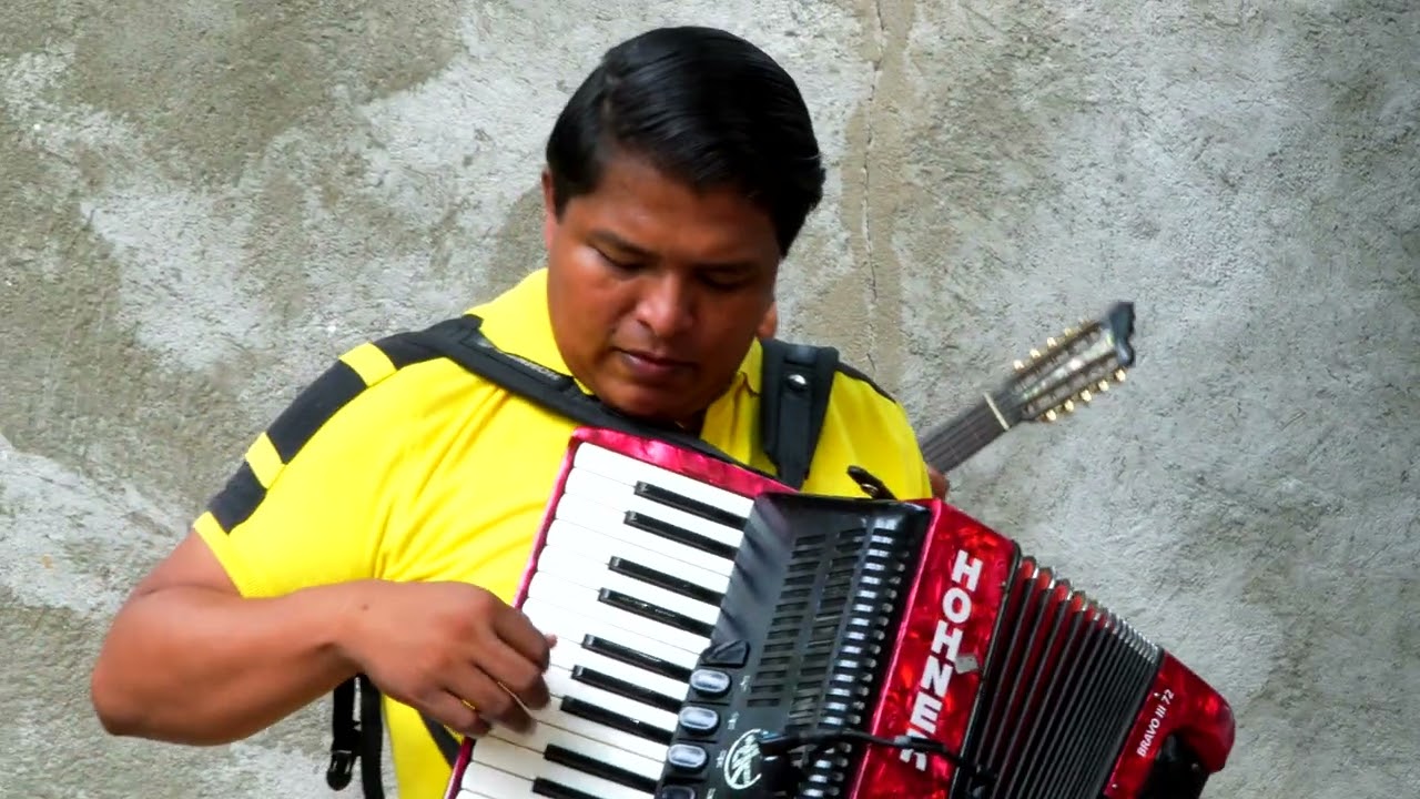 NI FRIO NI CALIENTE / Domingo Arcos y Su grupo al 100