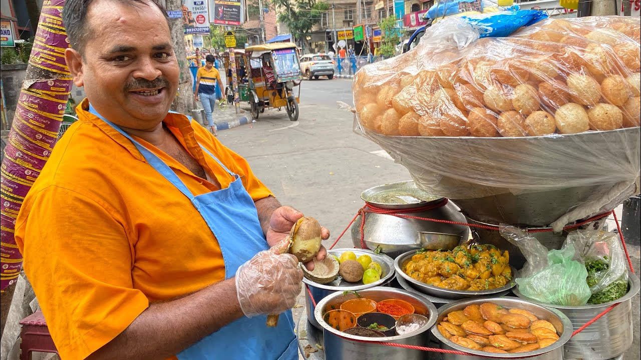 Kolkata famous fuchka & papri chat, Dahi fuchka only ₹30 (Pani puri) Kolkata street food #panipuri 