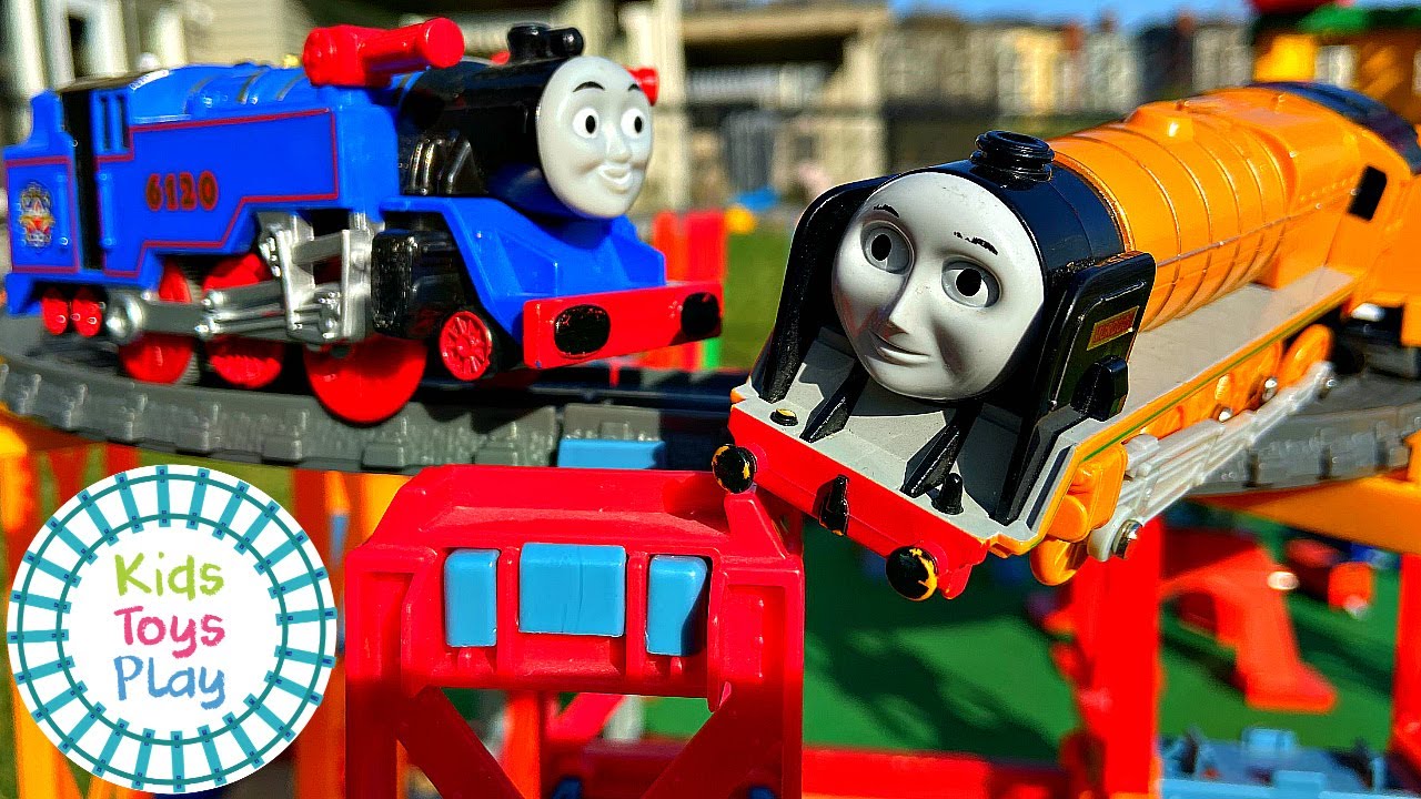 Thomas and Friends TOMY Trackmaster Sodor Superstation Worlds Strongest Engine