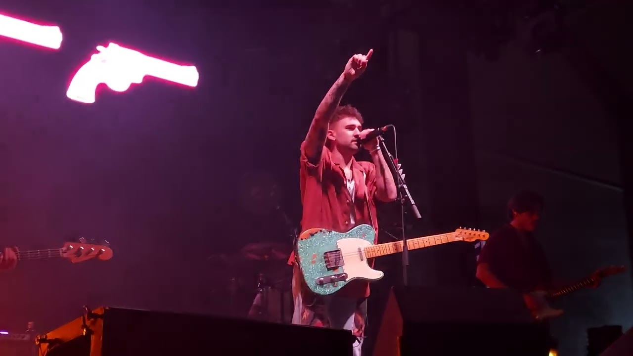 Dani Fernandez - Disparos (Madrid 11/3/22)