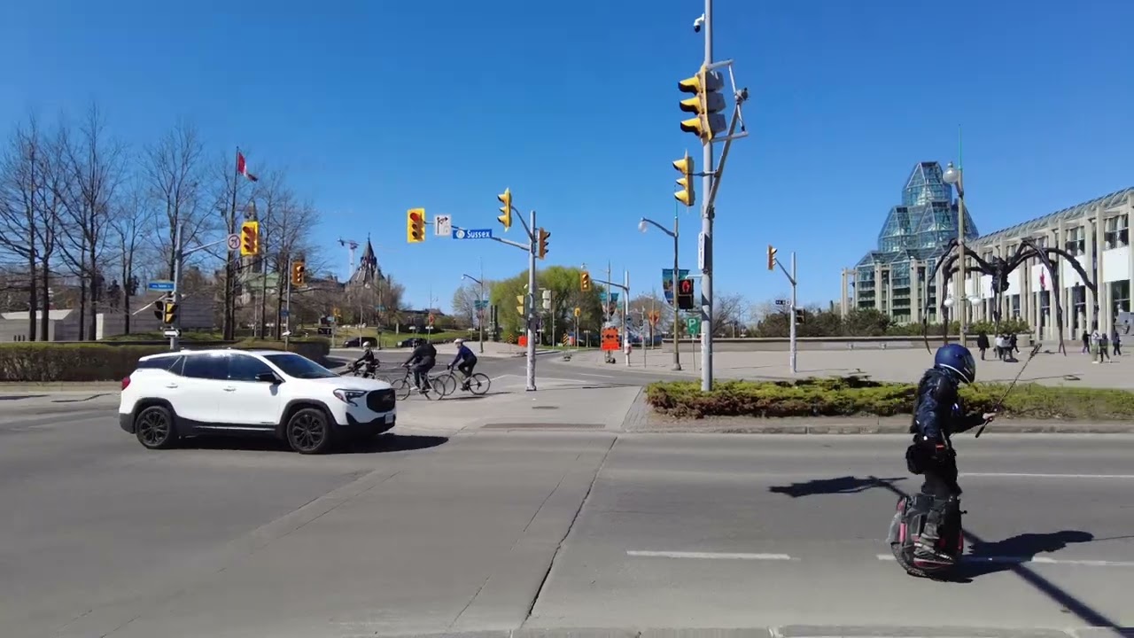 Ottawa walk, Bymarket  May 8 2022