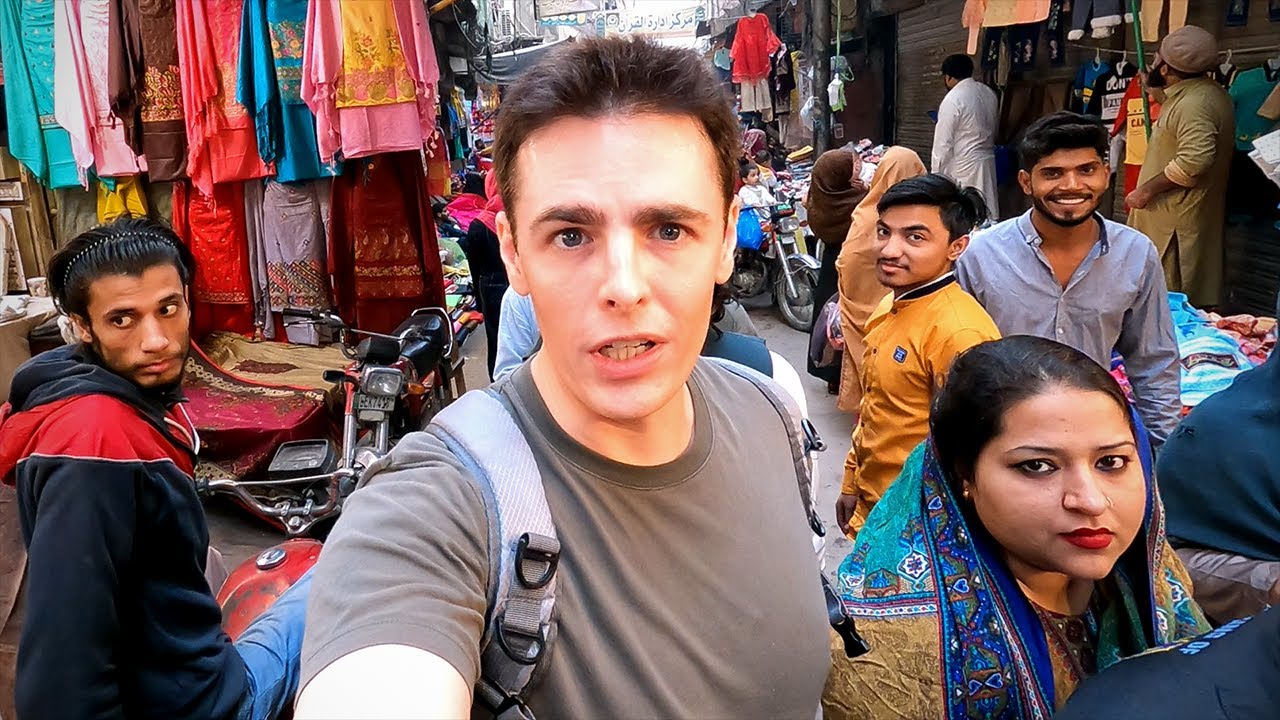 Exploring the Old City of Lahore, Pakistan 🇵🇰