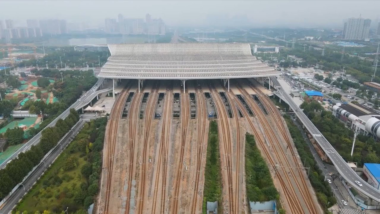 High-speed trains via Wuhan robust as epidemic wanes