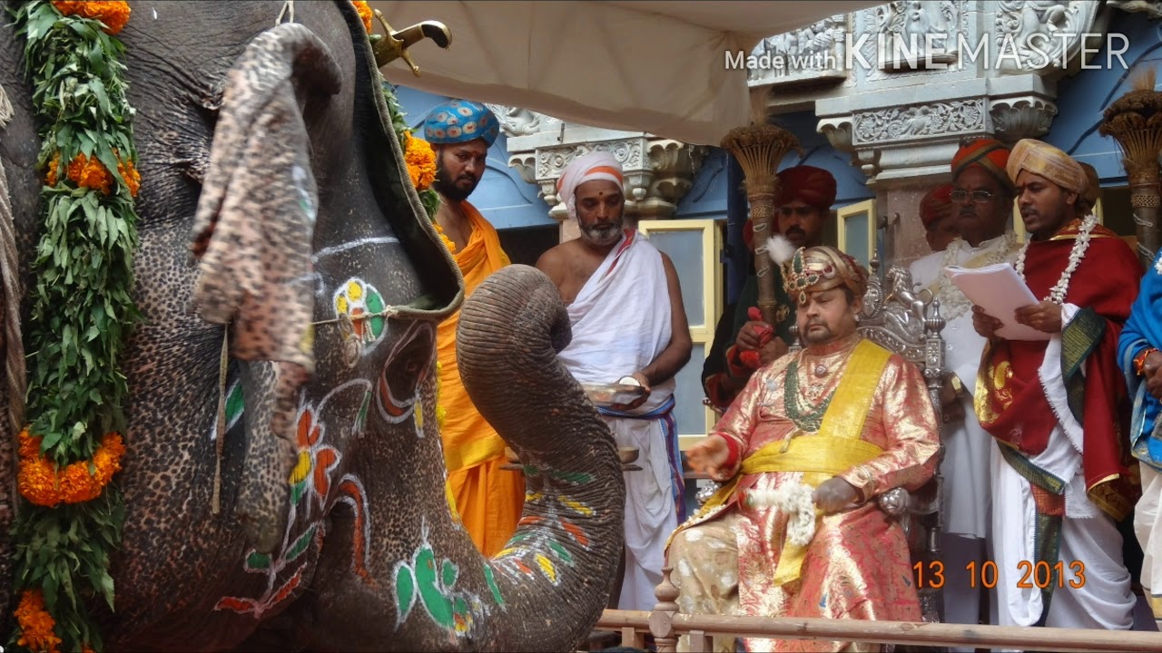 Old mysore maharaja video.