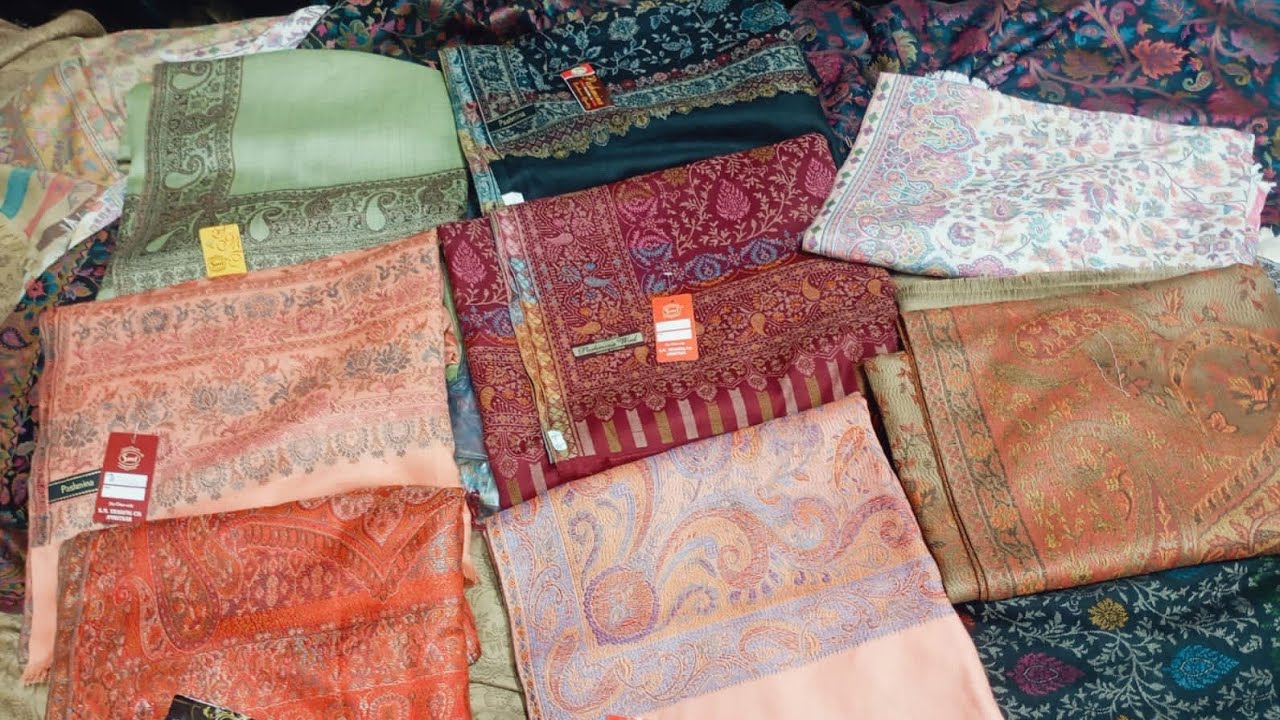 Weekend offers on pure wool shawls GIFTING articles Kashmiri pashmina📱8699606674 delivery FREE 🌍 ALL