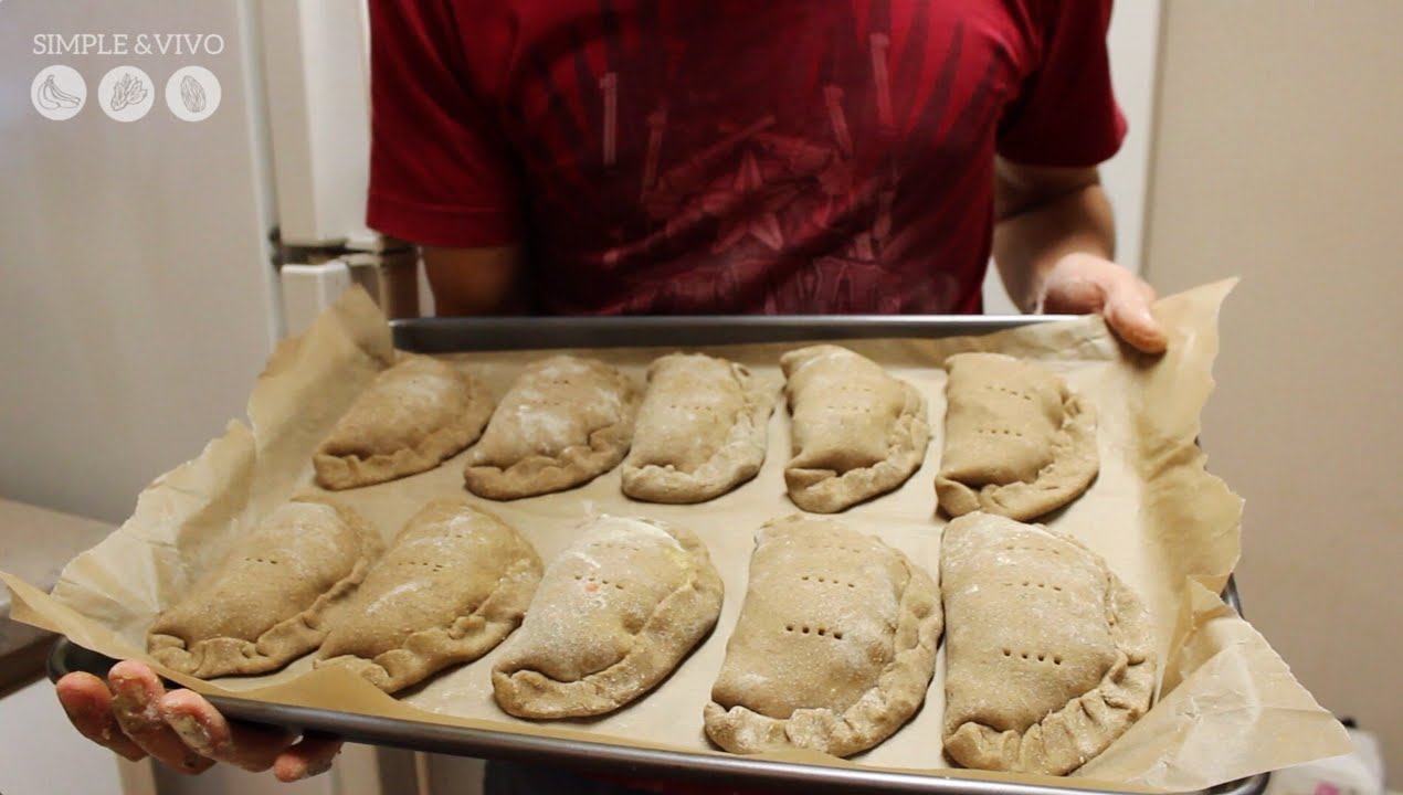 Empanadas veganas, integrales y sin gluten + pebre