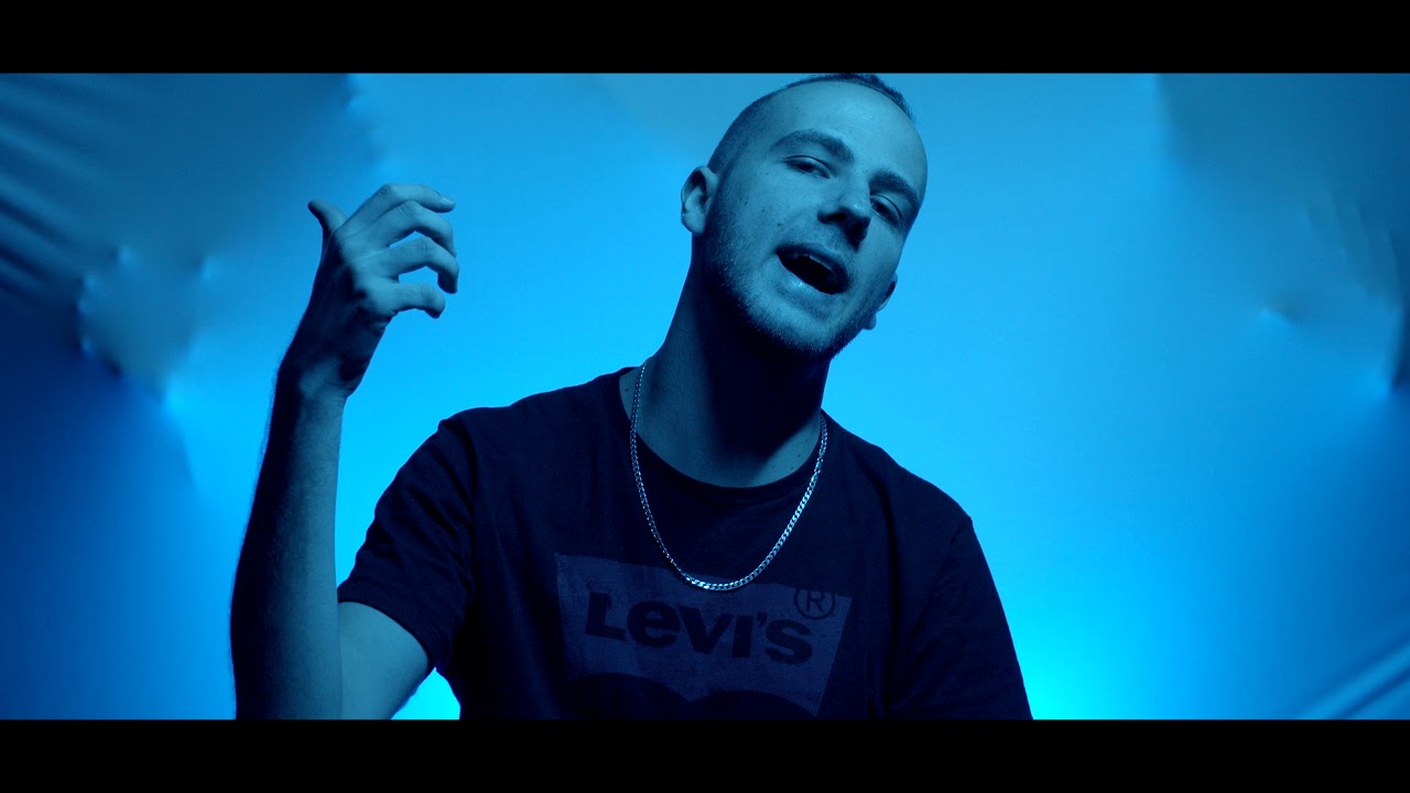 Versvs - INVISIBLE (Official Video)