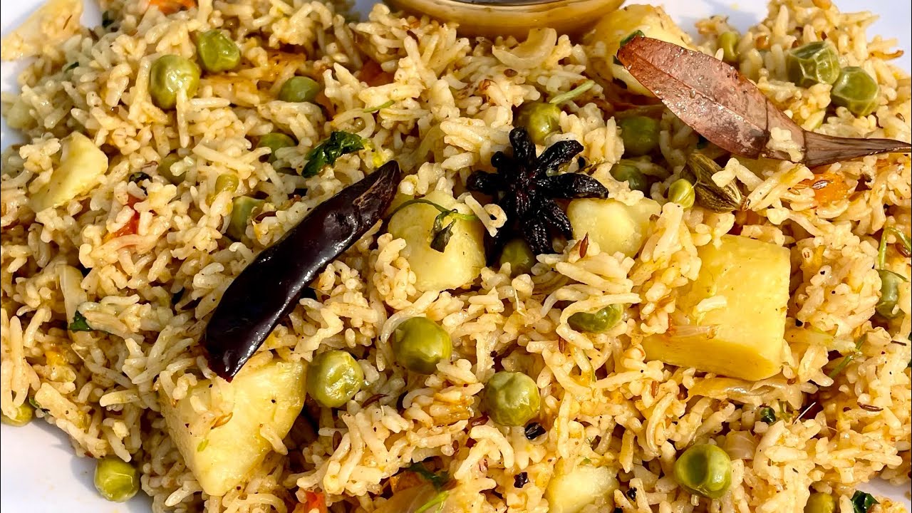 मटर-आलू पुलाव | How to make Matar pulaw |Matar-aalu pulav recipe😋quick and easy matar pulav recupe |
